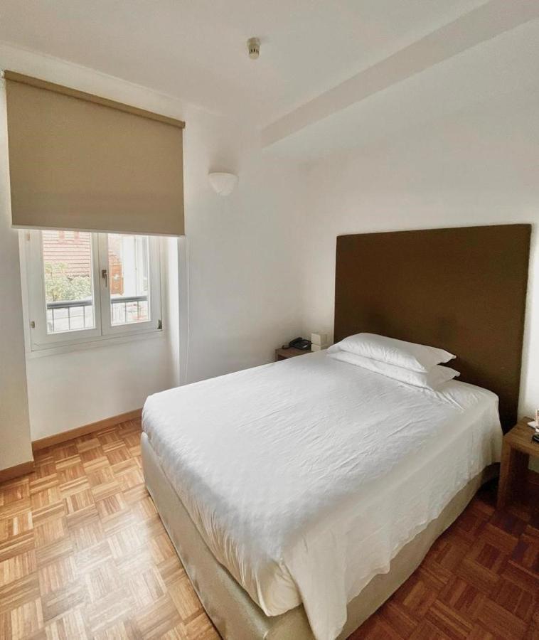 Albergo Del Sole Porto Valtravaglia Bagian luar foto
