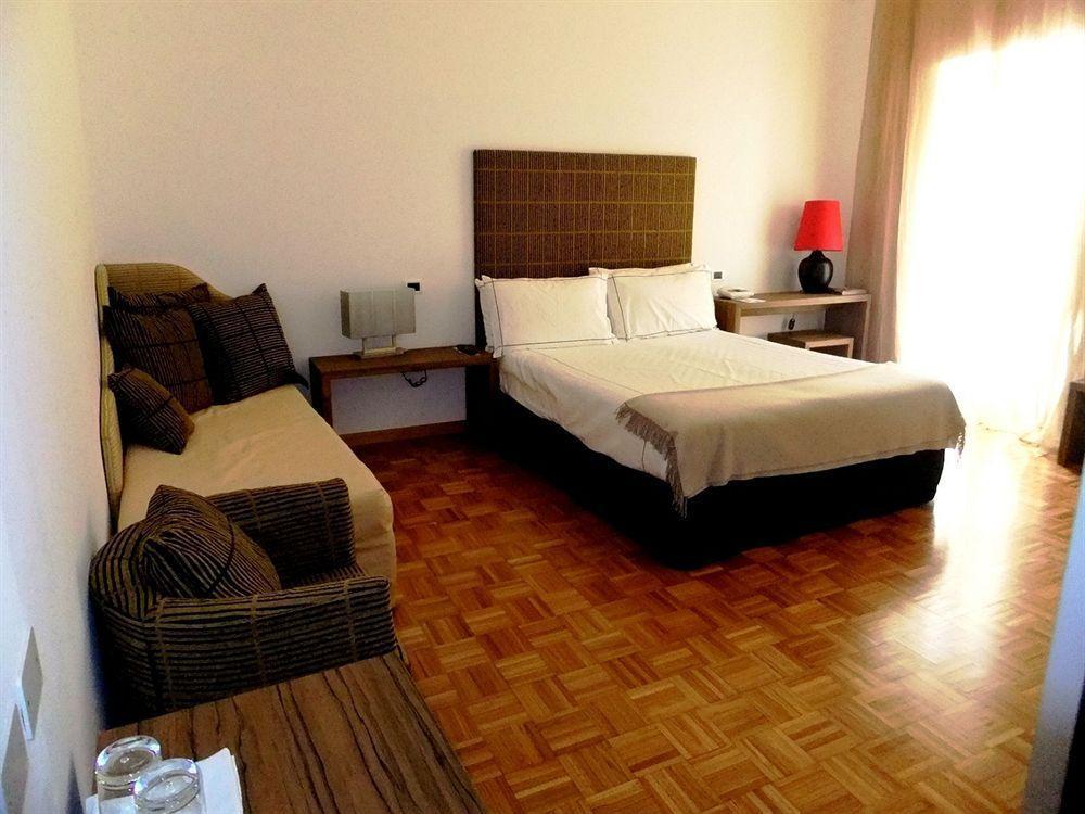 Albergo Del Sole Porto Valtravaglia Bagian luar foto