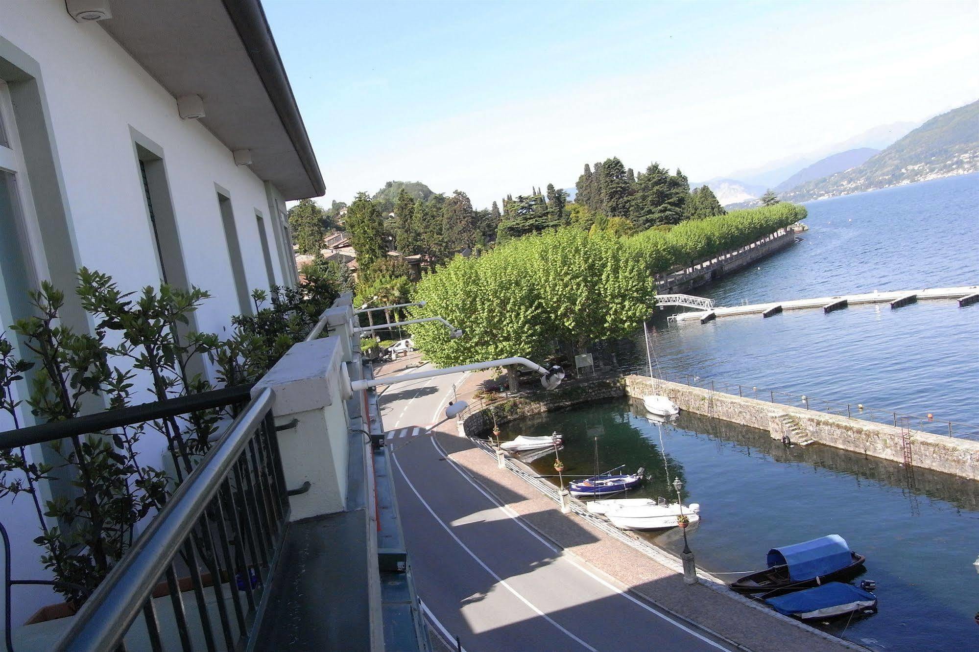Albergo Del Sole Porto Valtravaglia Bagian luar foto